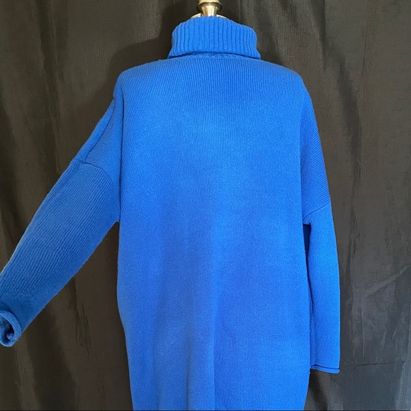 Asymmetrical chunky open front sweater - Picture 3 of 14